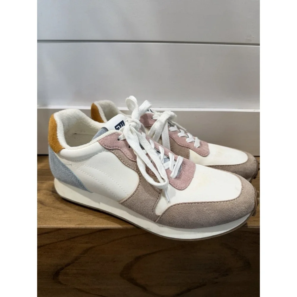 Steve Madden Torronto Retro Sneakers Women's 8 - Ivory/Light Blue/Multicolor‎